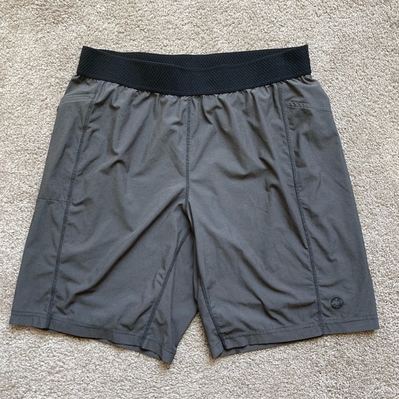 Manduka Men's Yoga Shorts